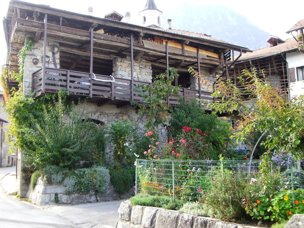 Hotel Posta Comano Terme Exteriör bild