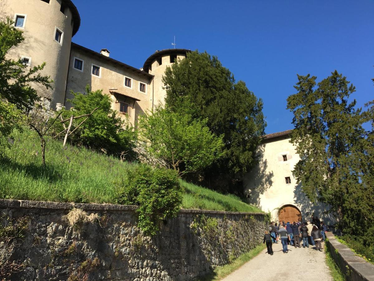 Hotel Posta Comano Terme Exteriör bild